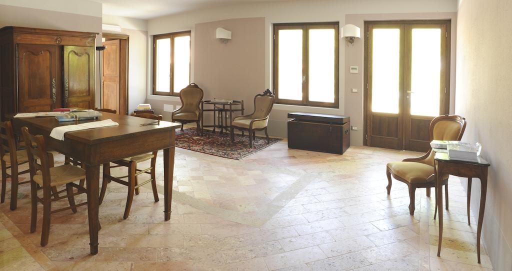 La Finestra Sul Po - Agriturismo Monticelli dʼOngina Exterior foto