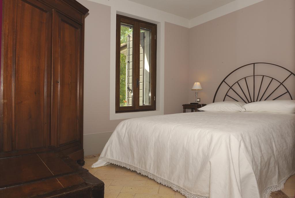 La Finestra Sul Po - Agriturismo Monticelli dʼOngina Zimmer foto