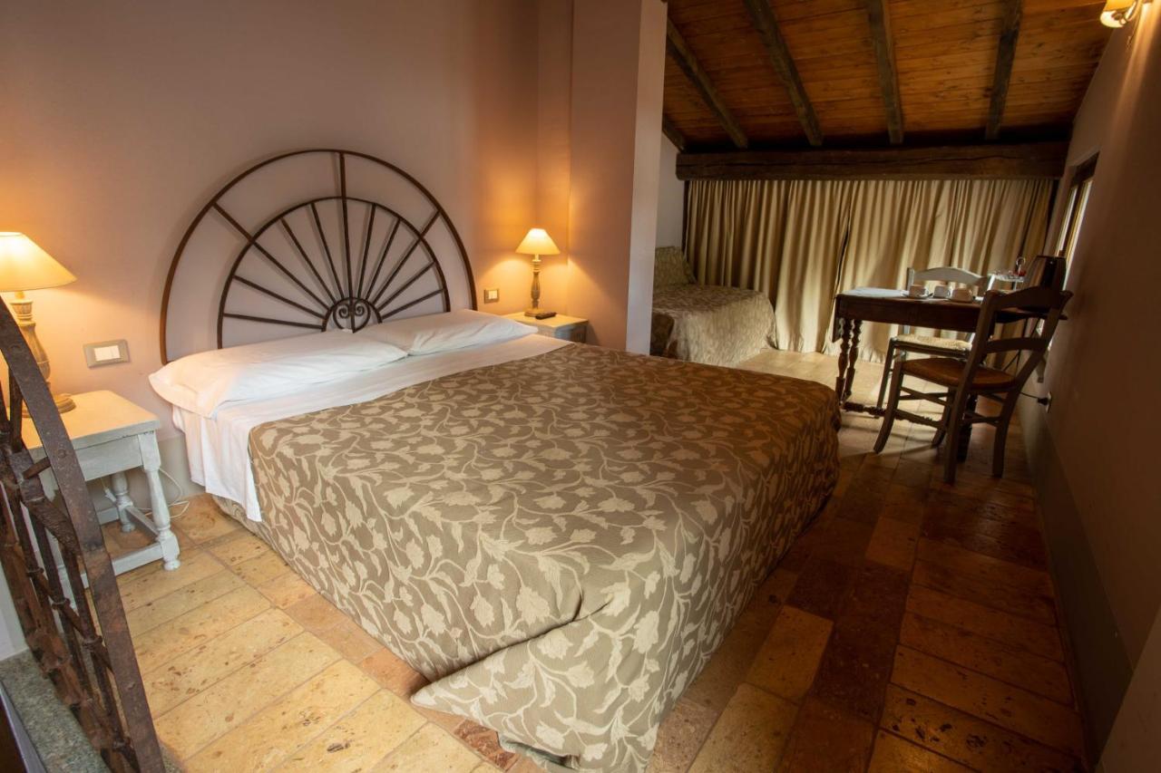 La Finestra Sul Po - Agriturismo Monticelli dʼOngina Exterior foto