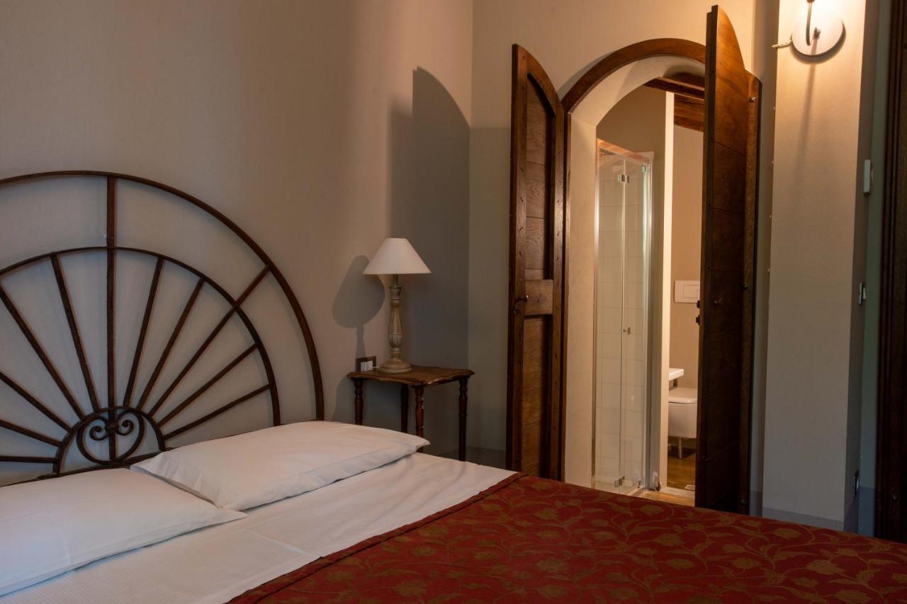 La Finestra Sul Po - Agriturismo Monticelli dʼOngina Exterior foto