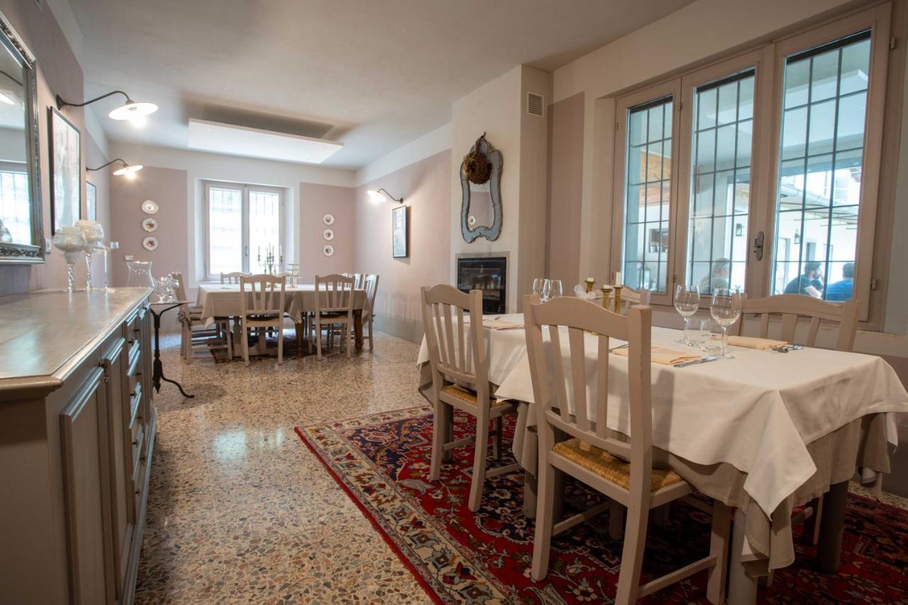 La Finestra Sul Po - Agriturismo Monticelli dʼOngina Exterior foto