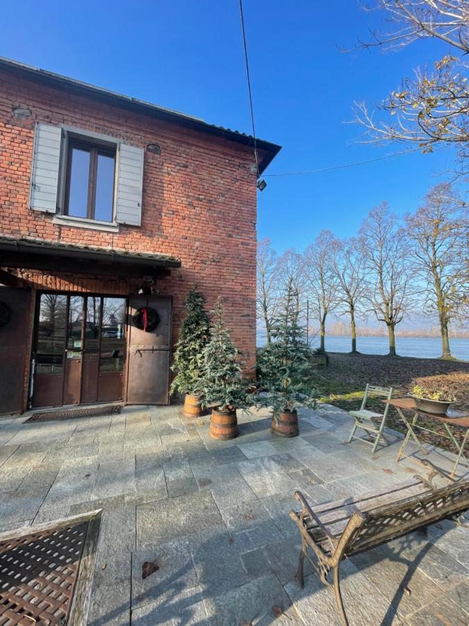 La Finestra Sul Po - Agriturismo Monticelli dʼOngina Exterior foto