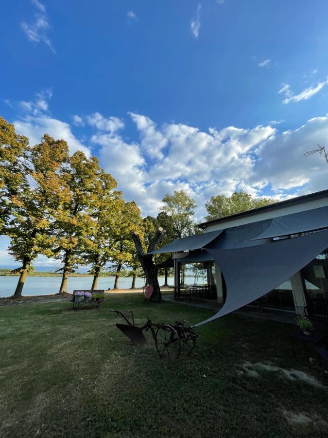 La Finestra Sul Po - Agriturismo Monticelli dʼOngina Exterior foto