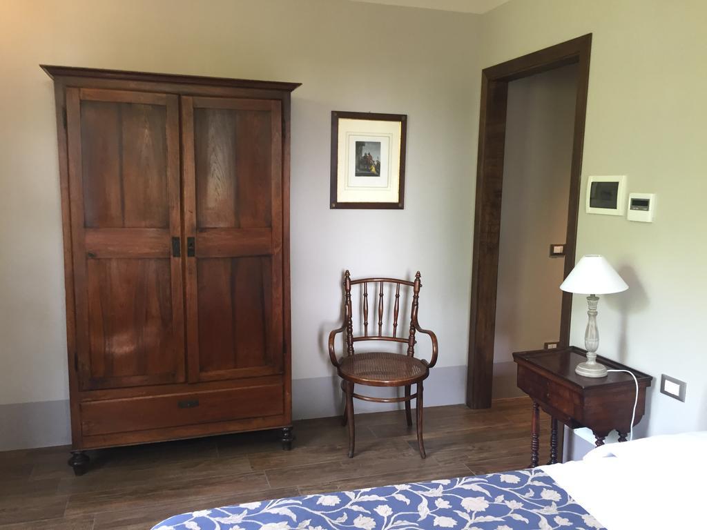 La Finestra Sul Po - Agriturismo Monticelli dʼOngina Exterior foto
